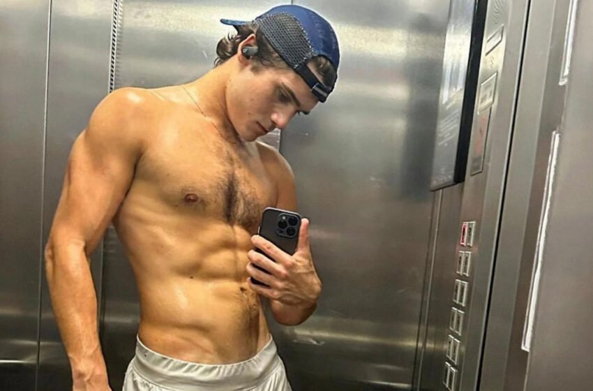  Nicolas Prattes posa sem camisa e causa alvoroços na web: ‘Sabrina passa bem’