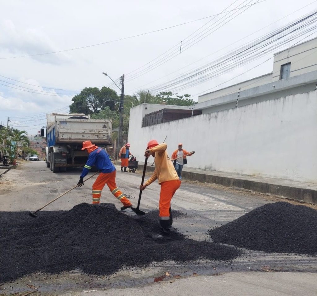 Prefeitura de Manaus reforça manutenção asfáltica e melhora mobilidade no bairro Novo Aleixo