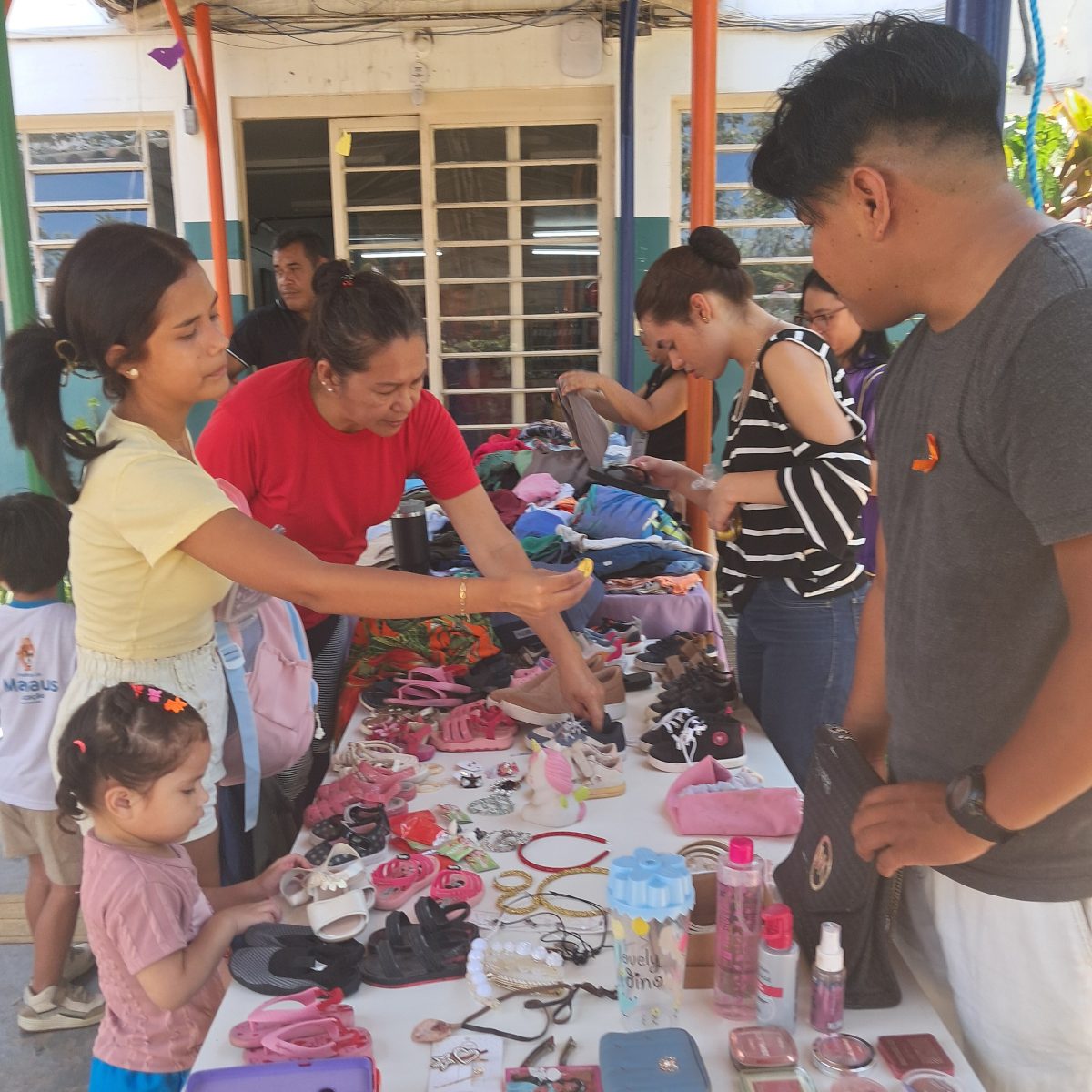 Creche da Prefeitura de Manaus realiza feira de trocas com uso de moeda social ‘Ecopanc’ 