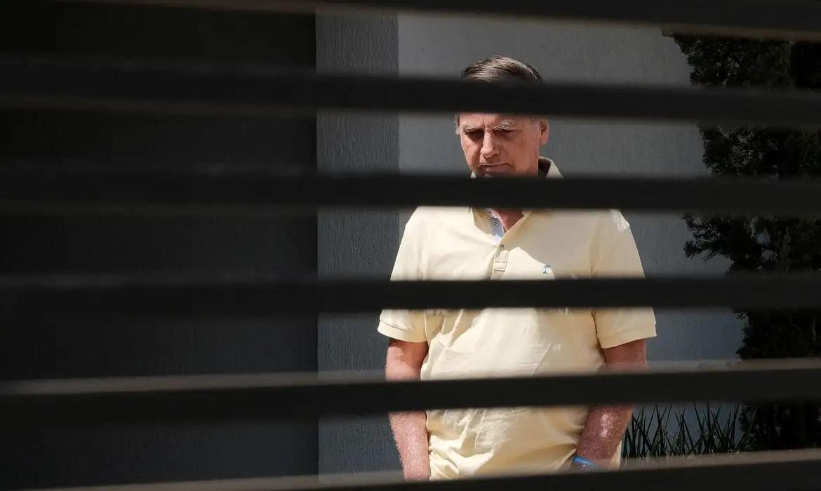 Defesa de Bolsonaro busca aval do Supremo para encontro com Valdemar da Costa Neto