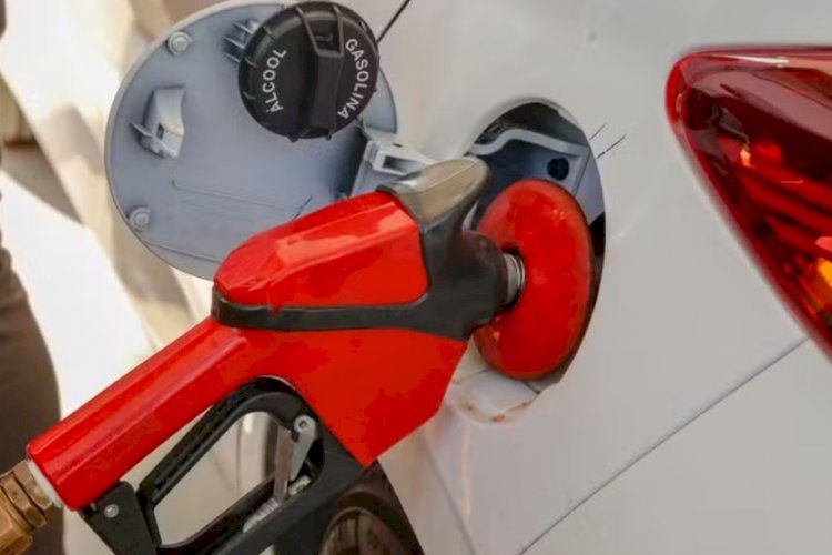 Governo zera tributos sobre gasolina e publica MP que libera R$ 7,5 bilhões para segurar preço do diesel