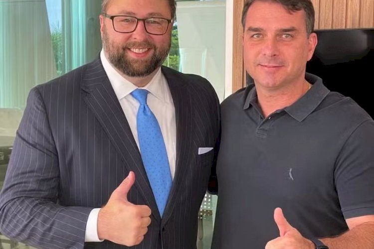 Grupo de democratas pede explicações do governo Trump sobre jato que teria sido fretado para Flávio fugir: 'Relações sensíveis'