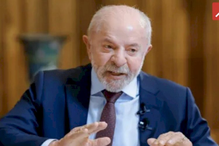 Lula critica fuga de Flávio para os EUA e diz que "quem não deve, não teme"