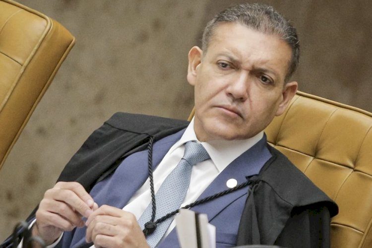 Ministro do TSE impede Nunes Marques de derrubar “Exército do Lula”