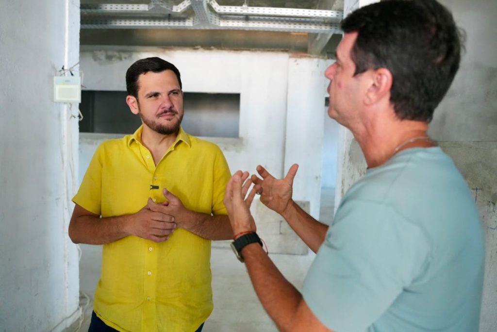 Prefeito Renato Junior vistoria obras do Caps no Lago Azul com 60% de execução e garante ampliação da rede de atenção psicossocial do município