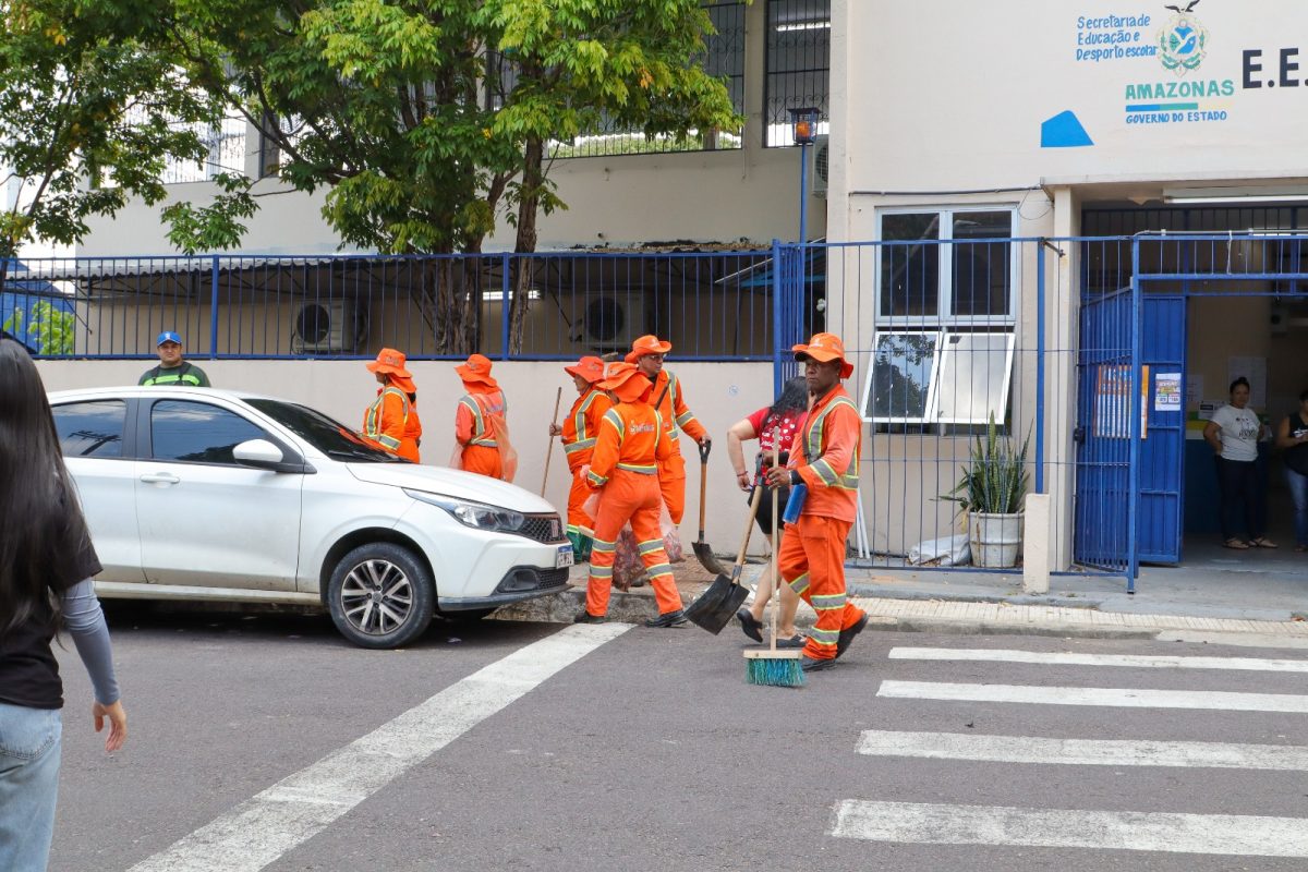 Prefeitura de Manaus reforça serviços no trânsito e limpeza pública no primeiro turno das eleições 2026