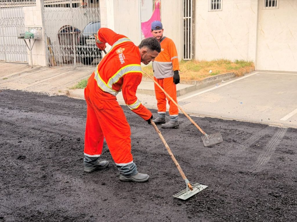 Prefeitura de Manaus transforma condições de tráfego com recapeamento na rua 3, no bairro Cidade Nova